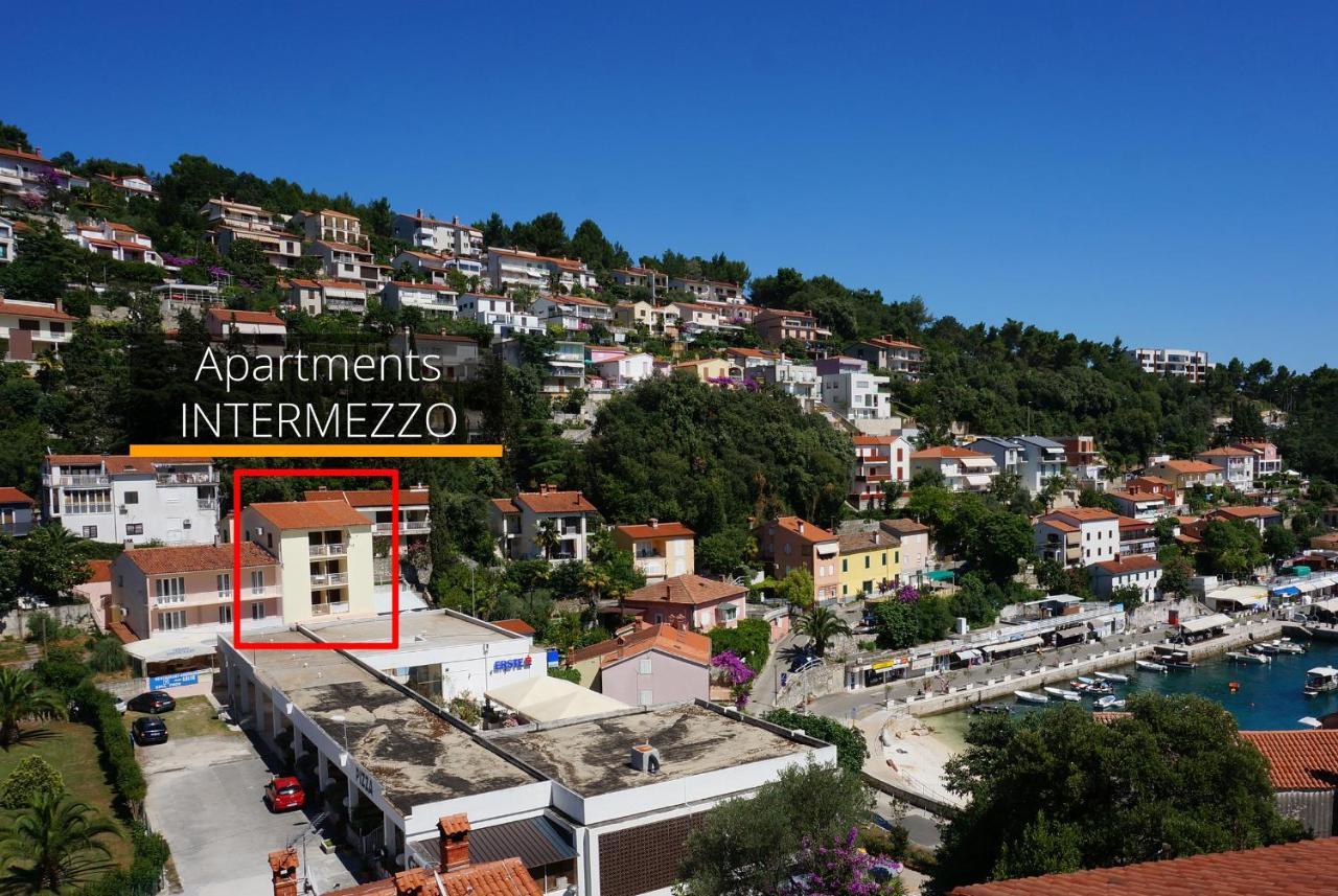 Apartment Suzie Q - Intermezzo With Sea View Rabac Bagian luar foto