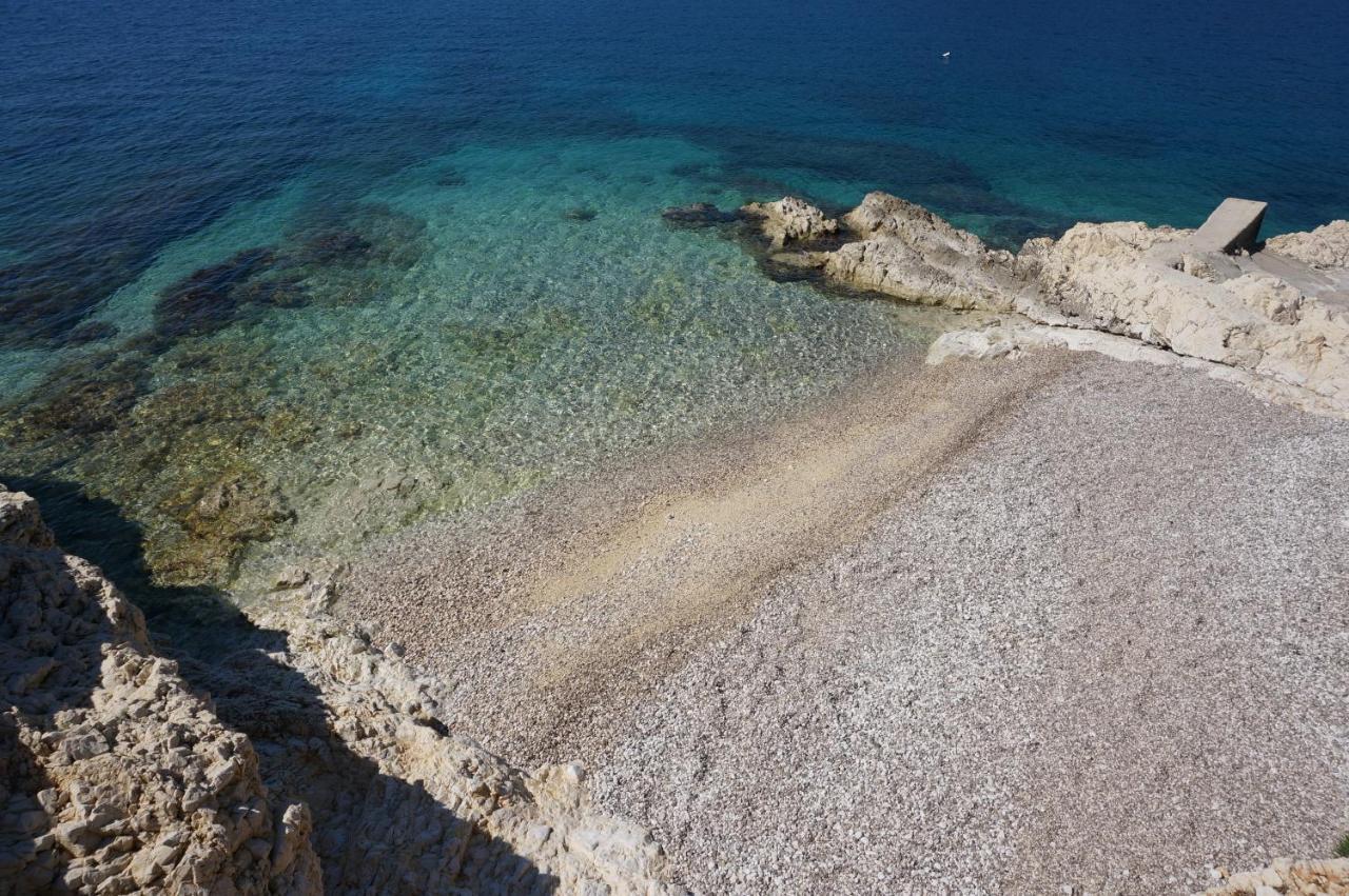 Apartment Suzie Q - Intermezzo With Sea View Rabac Bagian luar foto