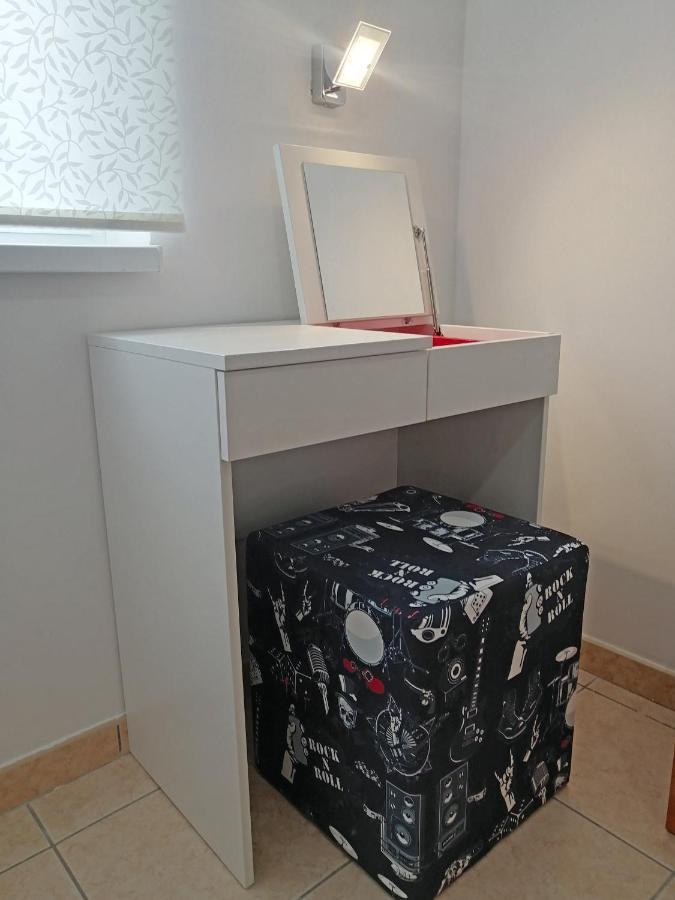Apartment Suzie Q - Intermezzo With Sea View Rabac Bagian luar foto