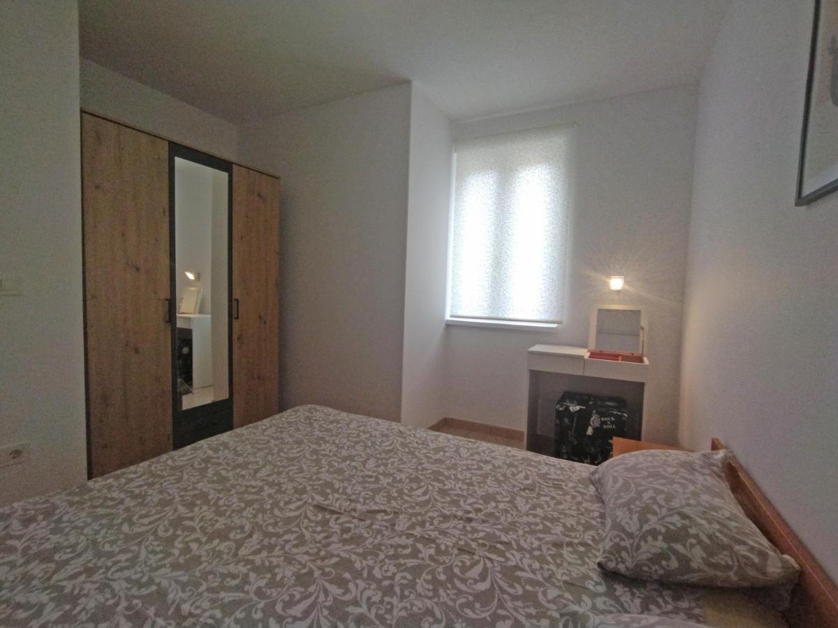 Apartment Suzie Q - Intermezzo With Sea View Rabac Bagian luar foto