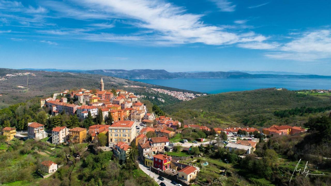 Apartment Suzie Q - Intermezzo With Sea View Rabac Bagian luar foto